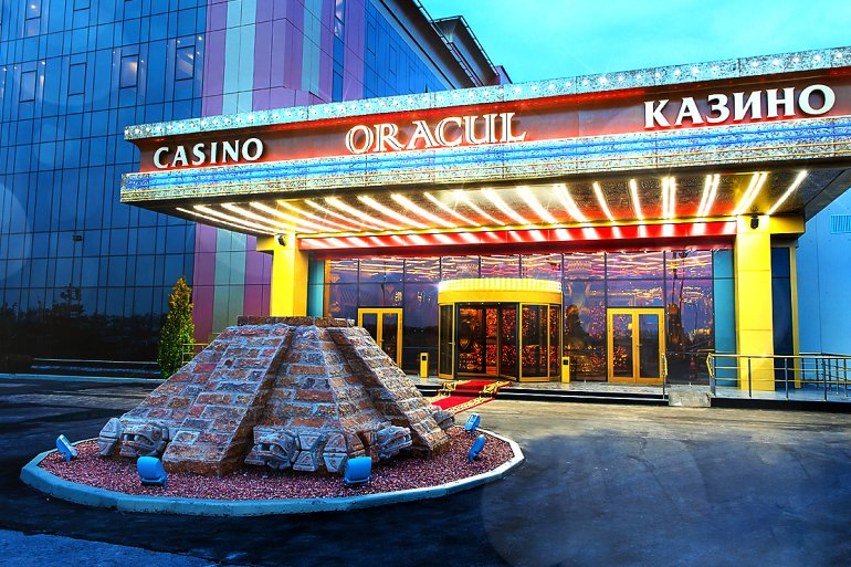 azov city oracul casino